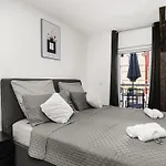 Mola Apartments-moderne Im Herdecker Zentrum Fuer 3 Personen-mit Balkon-grill-gratis Parkplatz-wlan * Herdecke