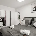 Mola Apartments-moderne Im Herdecker Zentrum Fuer 3 Personen-mit Balkon-grill-gratis Parkplatz-wlan * Herdecke