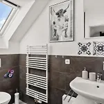 Mola Apartments-moderne Im Herdecker Zentrum Fuer 3 Personen-mit Balkon-grill-gratis Parkplatz-wlan *