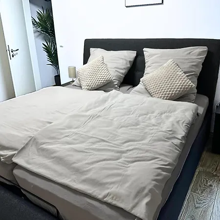 Apartment Mola Apartments-moderne Im Herdecker Zentrum Fuer 3 Personen-mit Balkon-grill-gratis Parkplatz-wlan *