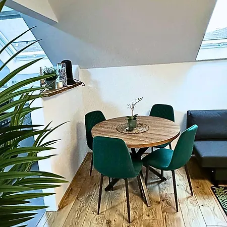 Apartment Mola Apartments-moderne Im Herdecker Zentrum Fuer 3 Personen-mit Balkon-grill-gratis Parkplatz-wlan Herdecke