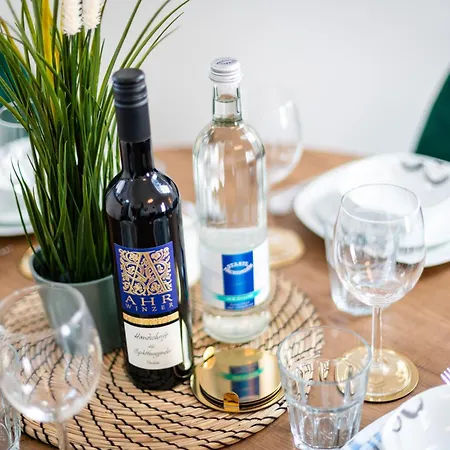 Mola Apartments-moderne Im Herdecker Zentrum Fuer 3 Personen-mit Balkon-grill-gratis Parkplatz-wlan شقة هيردكه