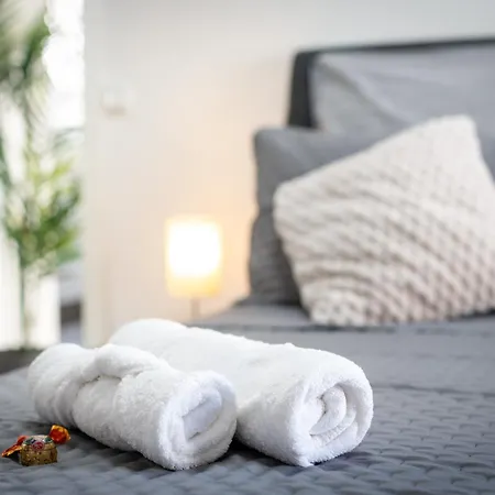 Mola Apartments-moderne Mit Klimaanlage Im Zentrum-3 Pers-mit Balkon-grill-gratis Parkplatz-wlan * Herdecke
