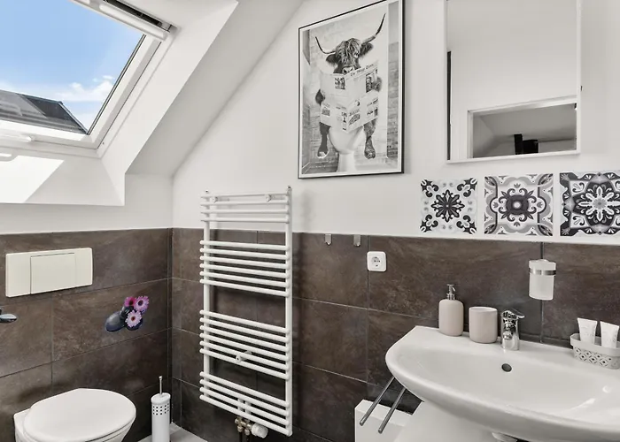 Mola Apartments-moderne Im Herdecker Zentrum Für 3 Personen-mit Balkon-grill-gratis Parkplatz-wlan *