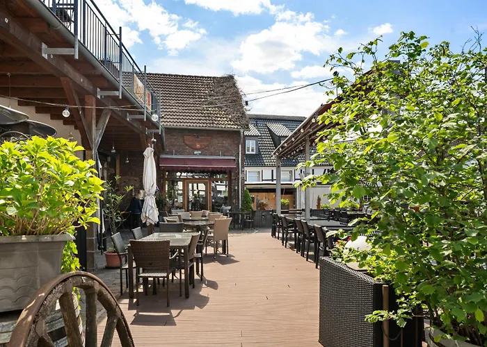 Mola Apartments-moderne Im Herdecker Zentrum Für 3 Personen-mit Balkon-grill-gratis Parkplatz-wlan Herdecke